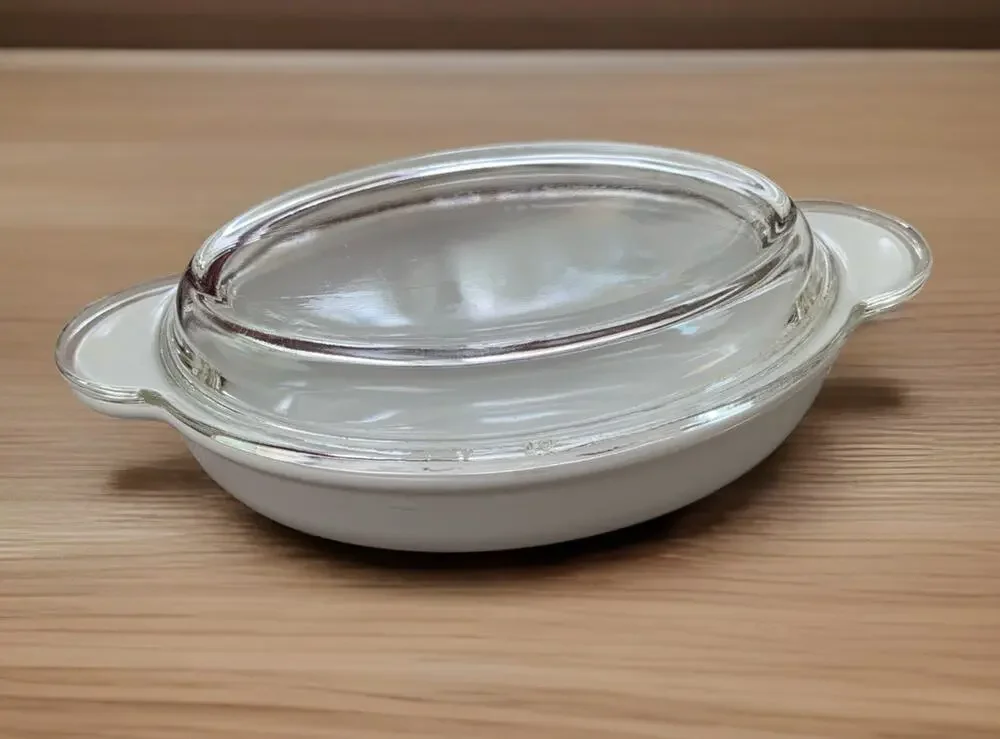 Vintage Corning Ware Grab It White Oval Casserole P-14-B w/Pyrex Lid P-14-C